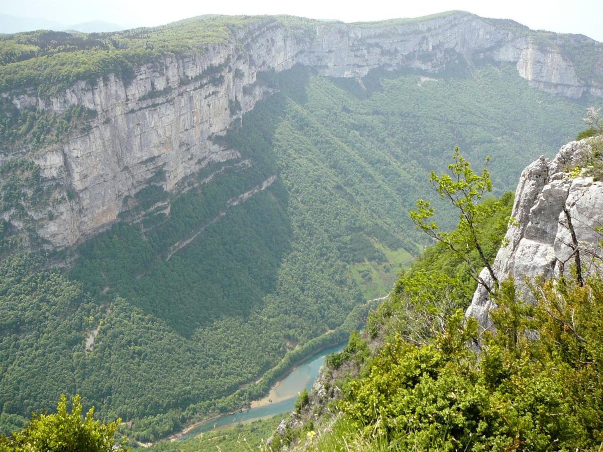L'Echappee En Vercors Choranche Luaran gambar